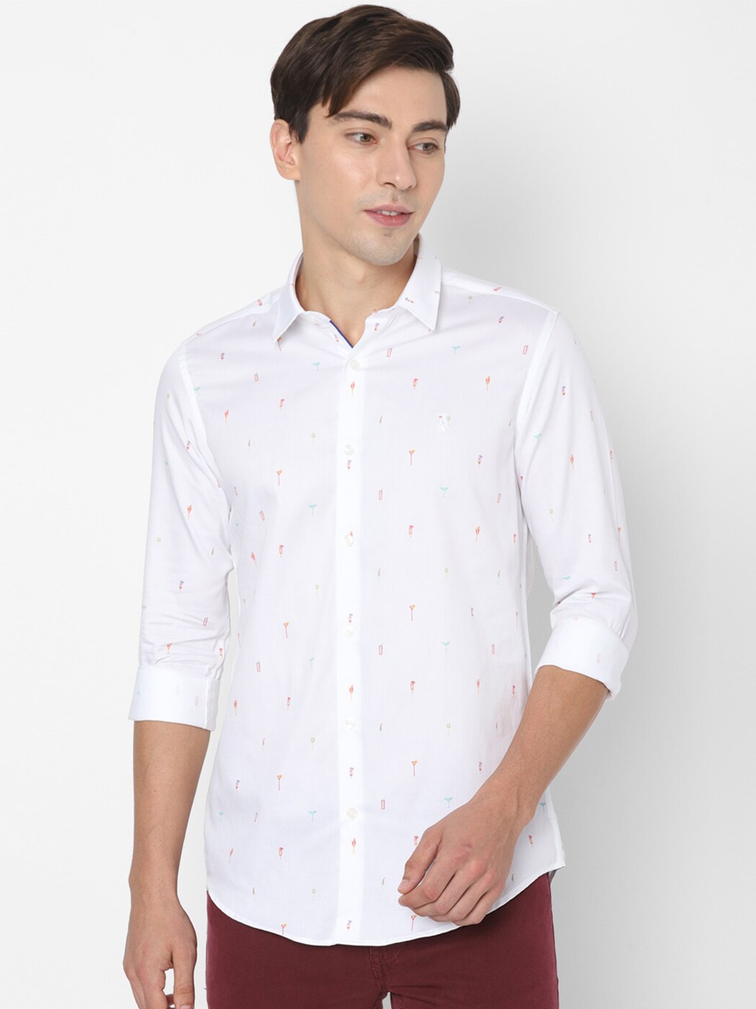 

SIMON CARTER LONDON Men White Slim Fit Printed Casual Shirt