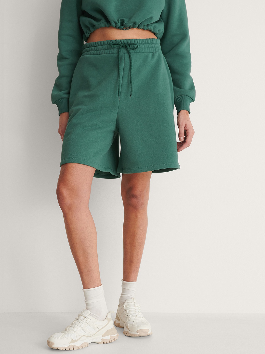 

NA-KD Women Green Loose Fit High-Rise Shorts