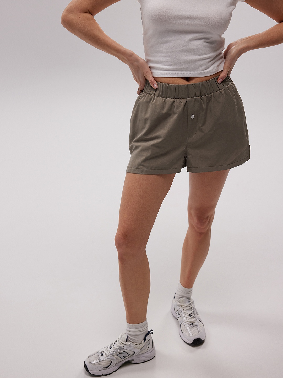 

NA-KD Women Grey Loose Fit Shorts