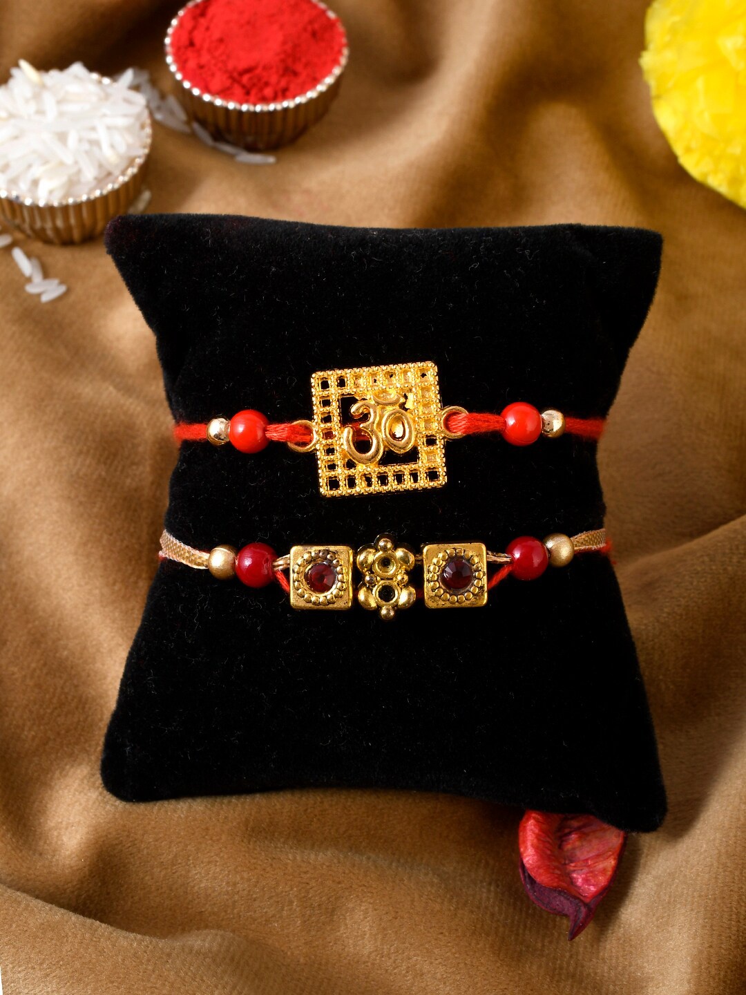 

Shoshaa Combo Of 2 Red & Gold Red Thread Combo Bhai Rakhi