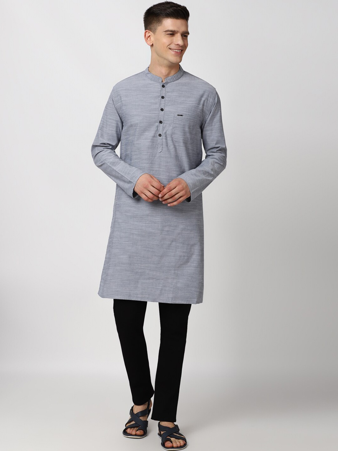 

Peter England Men Navy Blue Thread Work Kurta