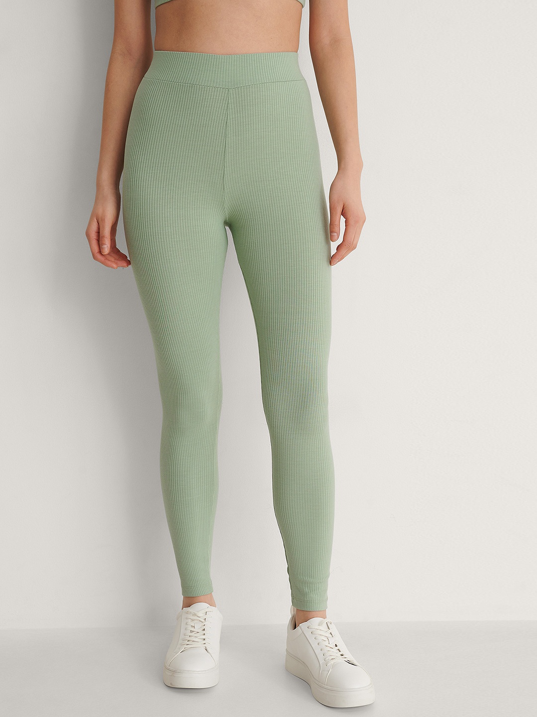 

NA-KD Mint Green Solid Ribbed Ankle Length Leggings