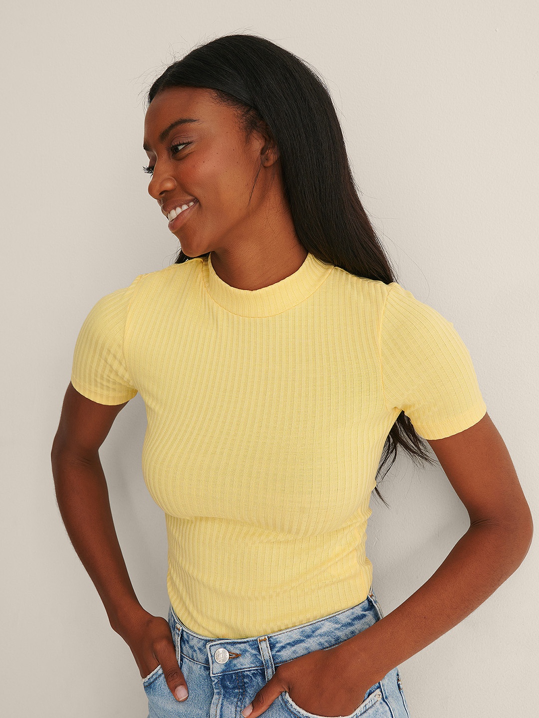 

NA-KD Women Yellow Ribbed Slim Fit T-shirt