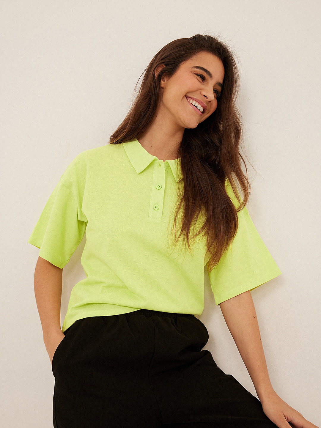 

NA-KD Women Lime Green Polo Collar Drop-Shoulder Sleeves Organic Cotton T-shirt