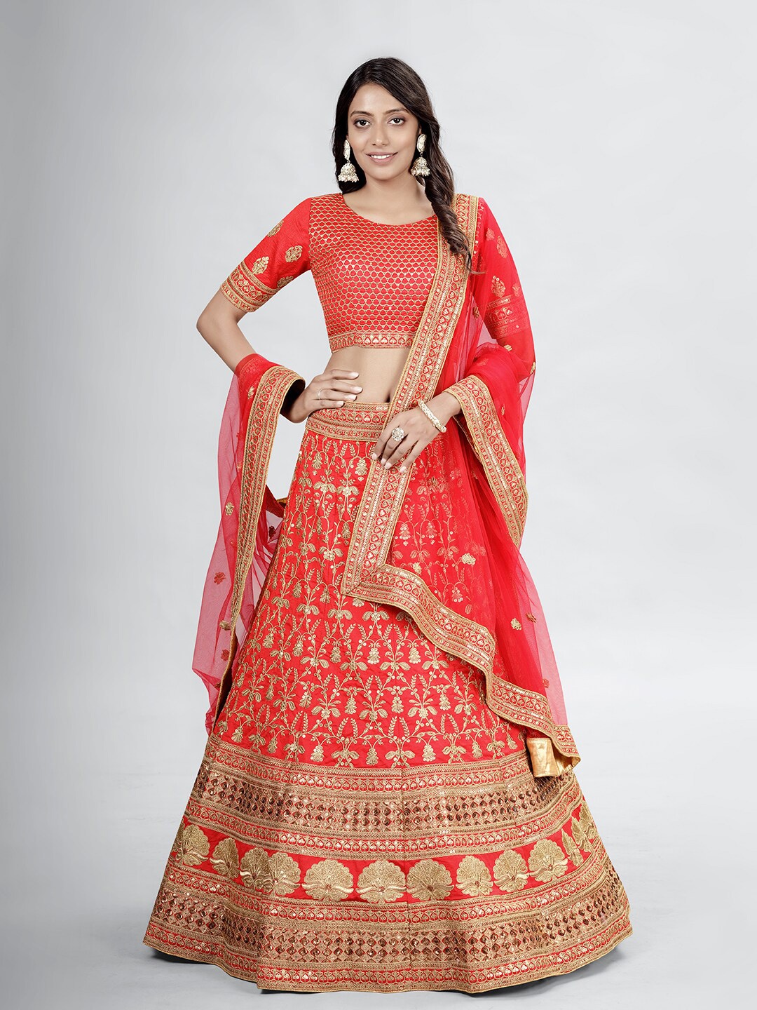 

DRESSTIVE Red & Gold-Toned Embroidered Sequinned Semi-Stitched Lehenga & Unstitched Blouse With Dupatta