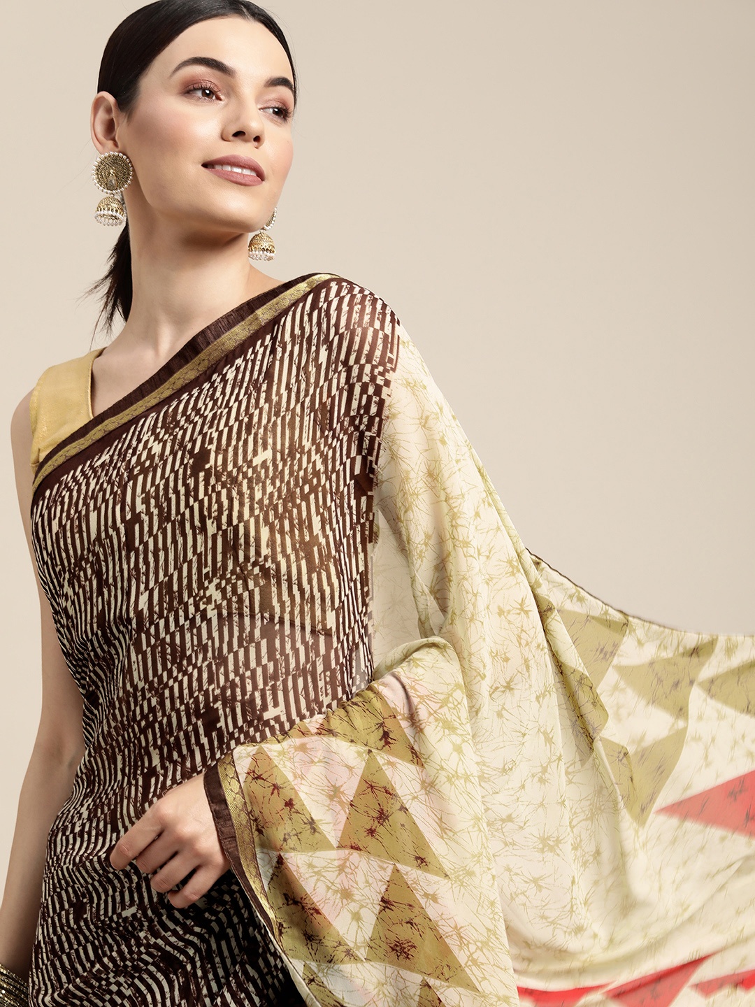 

SANGAM PRINTS Brown & Beige Printed Poly Georgette Saree