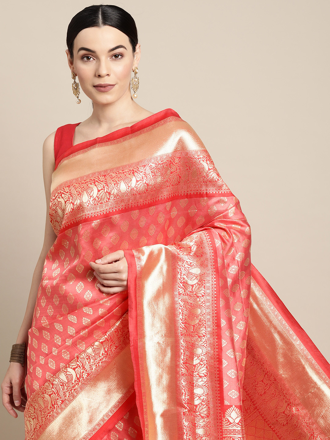 

SANGAM PRINTS Pink & Golden Ethnic Motifs Silk Blend Saree