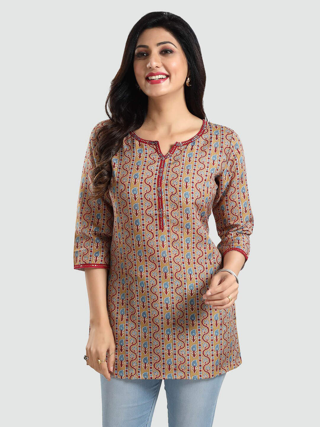 

Saree Swarg Mustard Yellow & Red Geometric Printed Kurti