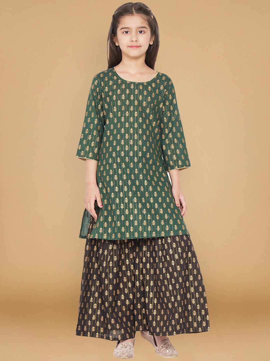 

titliyan Girls Green Ethnic Motifs Printed Pure Cotton Kurti with Skirt