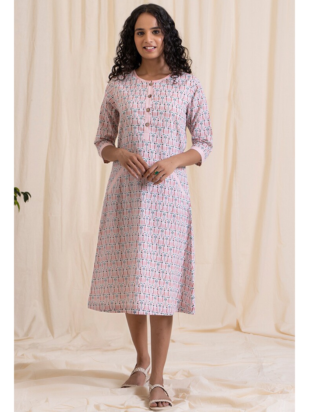 

AKISO Pink Ethnic Motifs A-Line Midi Dress