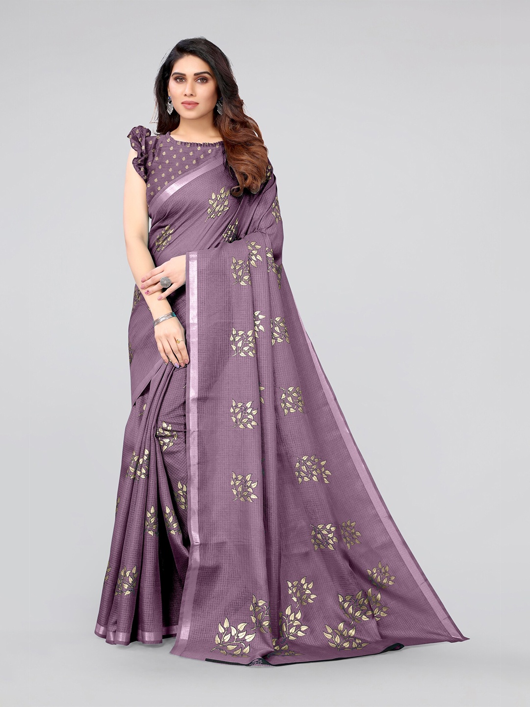 

MIRCHI FASHION Magenta & Gold-Toned Floral Zari Kota Saree