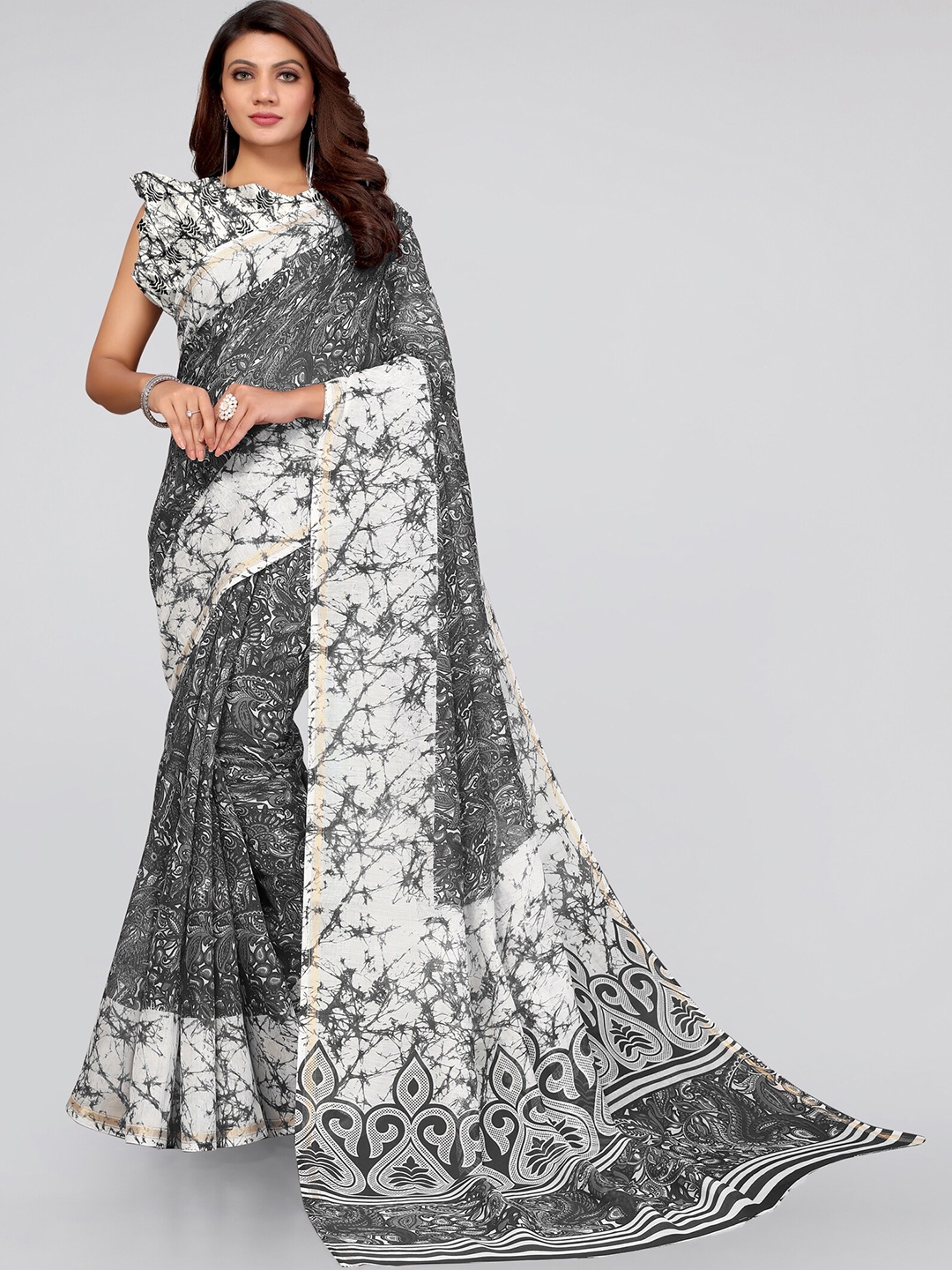 

MIRCHI FASHION Grey & White Paisley Zari Saree