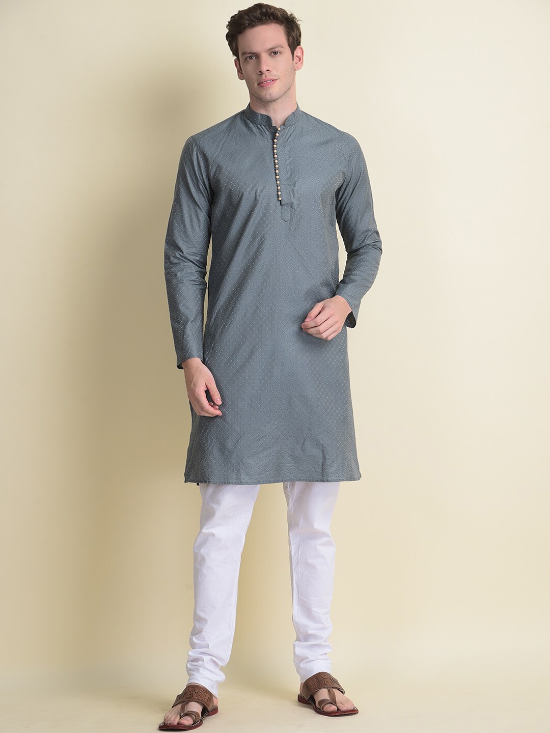 

NAMASKAR Men Grey Cotton Self Design Kurta with Churidar