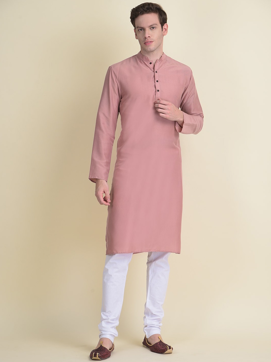 

NAMASKAR Men Peach-Coloured Reyon Solid Kurta with Churidar
