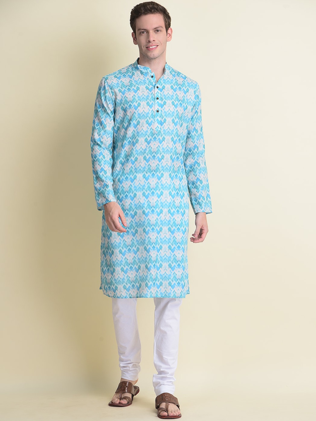 

NAMASKAR Men Blue Cotton Printed Kurta with Churidar