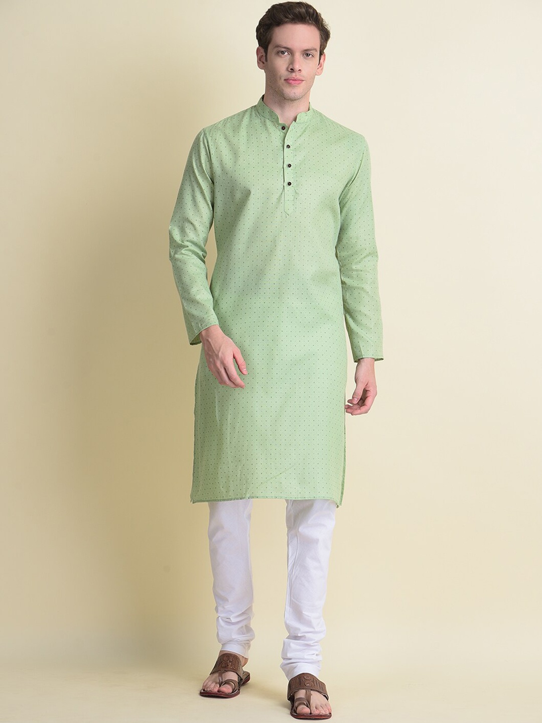 

NAMASKAR Men Green Cotton Printed Kurta with Churidar