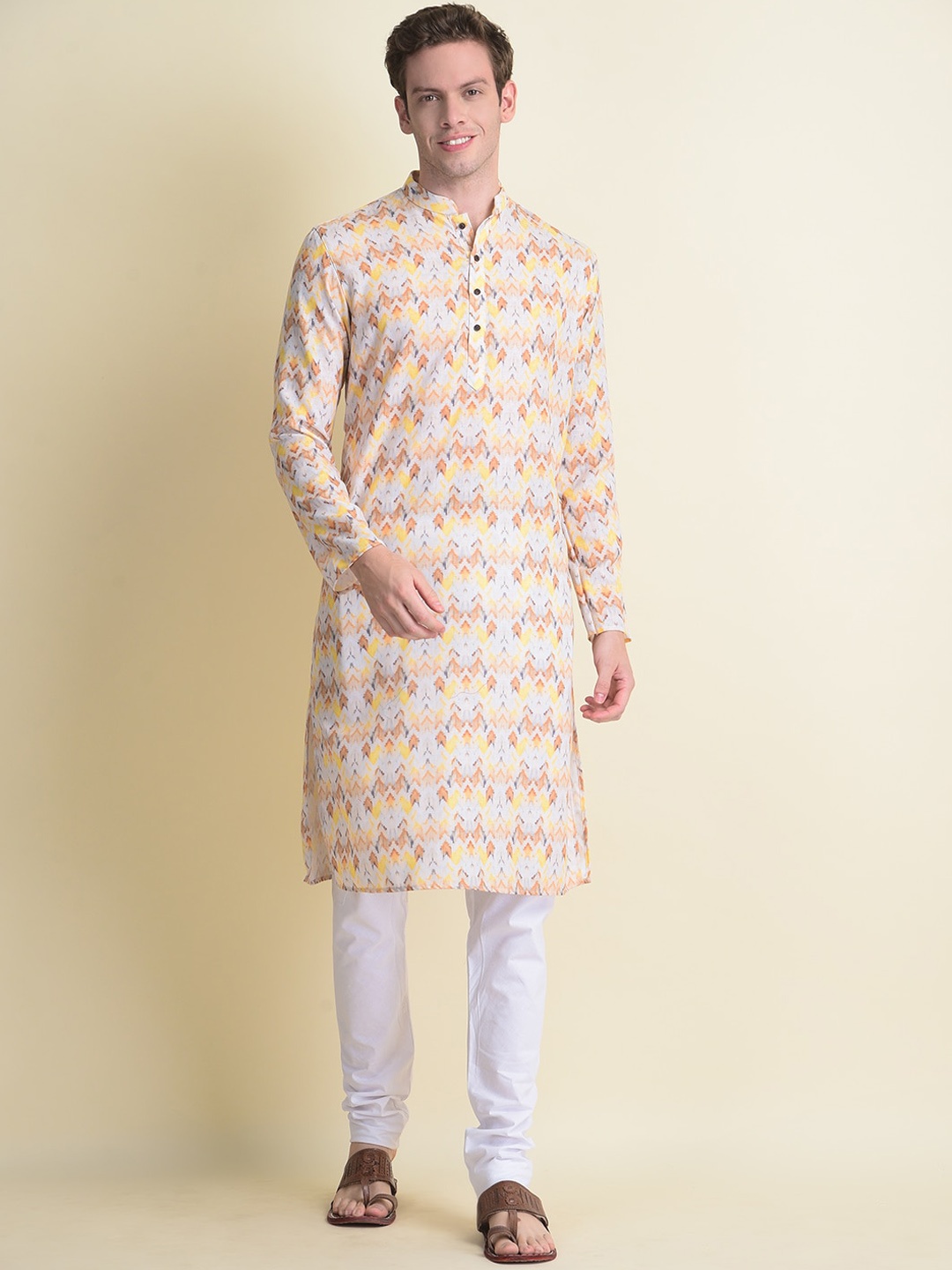 

NAMASKAR Men Yellow Printed Cotton Kurta with Pyjamas