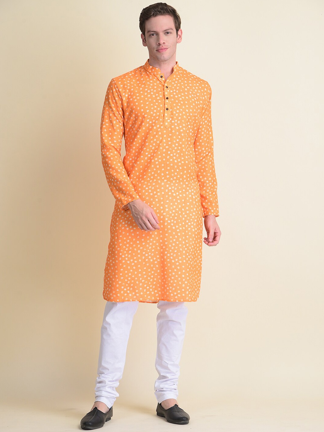 

NAMASKAR Men Yellow Printed Cotton Kurta with Churidar