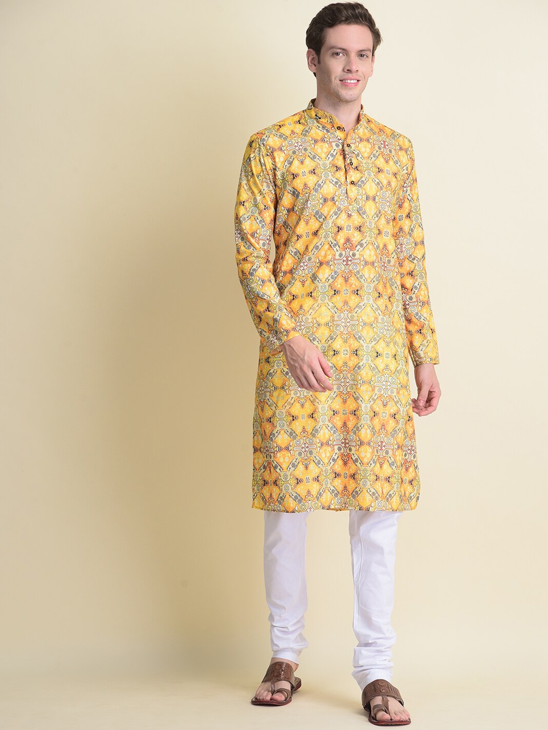 

NAMASKAR Men Yellow Printed Cotton Kurta with Pyjamas