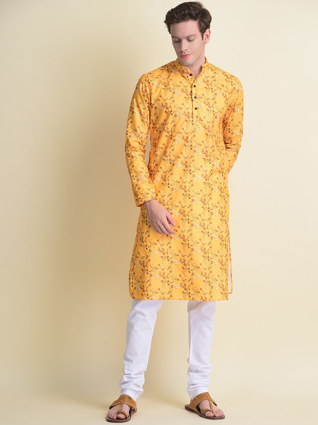 

NAMASKAR Men Yellow Printed Cotton Kurta with Pyjamas