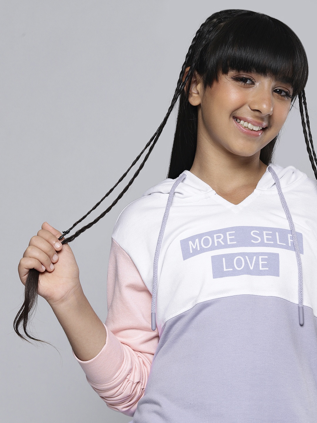 

HERE&NOW Girls White & Blue Colourblocked Hooded Sweatshirt