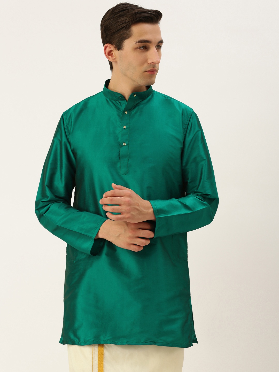 

THANGAMAGAN Men Green Solid Straight Kurta with Link Detail