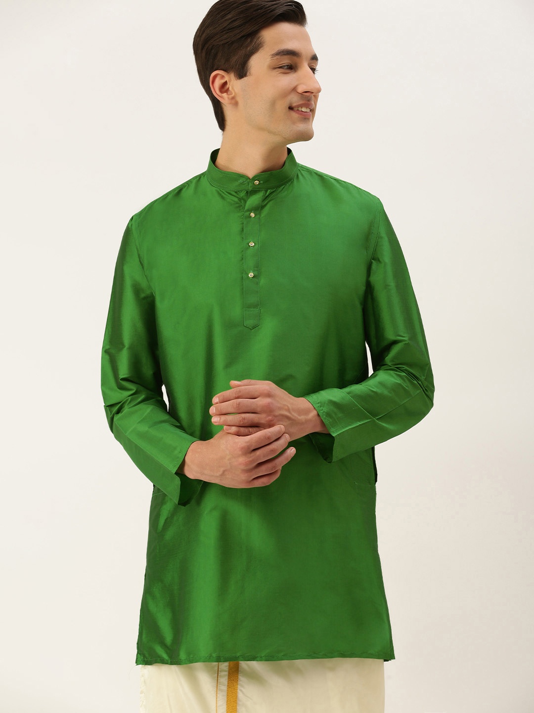 

THANGAMAGAN Men Green Solid Band Collar A-Line Straight Kurta