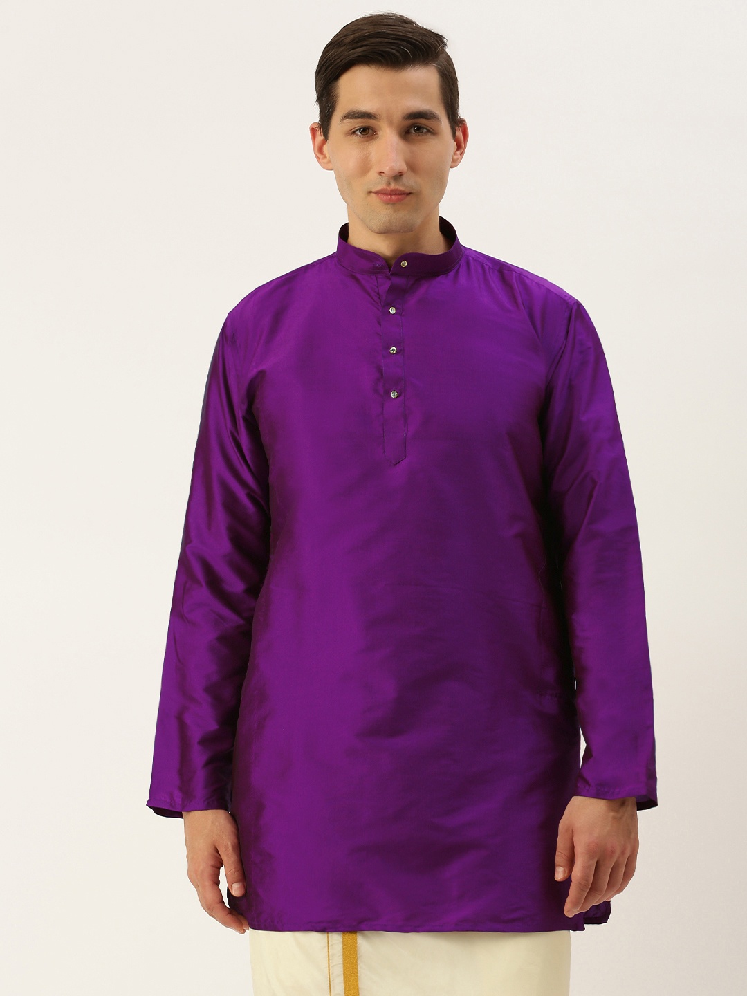 

THANGAMAGAN Men Aubergine Solid Kurta with Link Detail, Purple