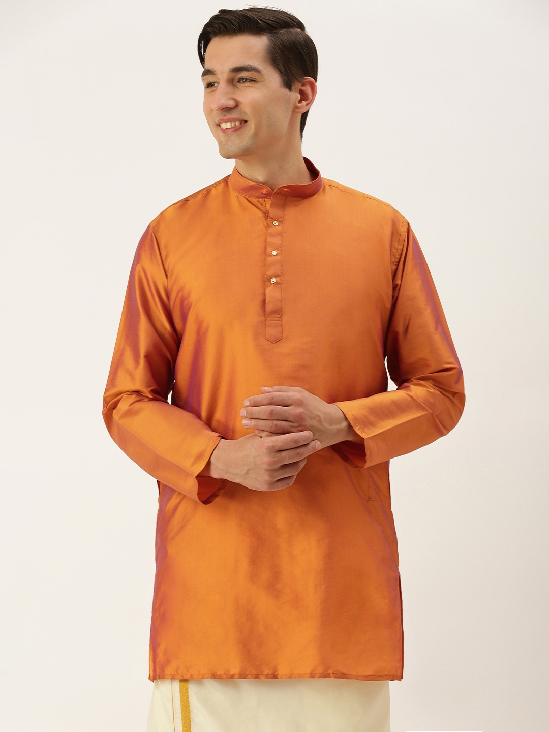 

THANGAMAGAN Men Orange Solid Band Collar A-Line Straight Kurta