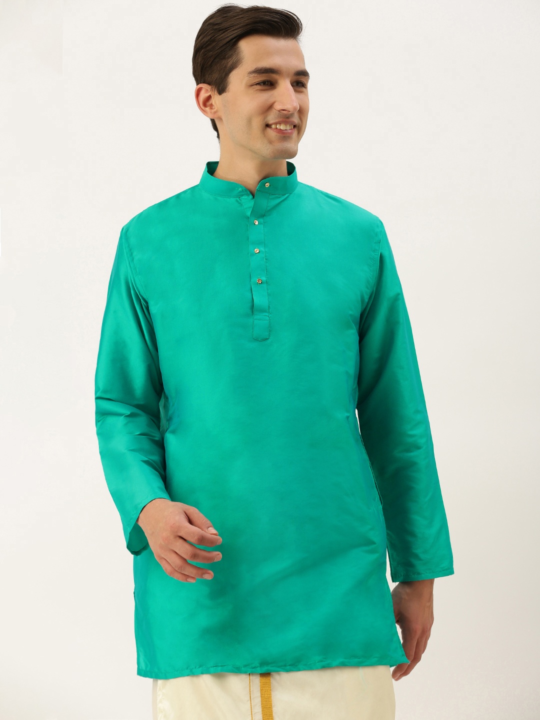 

THANGAMAGAN Men Turquoise Blue Solid Band Collar A-Line Straight Kurta