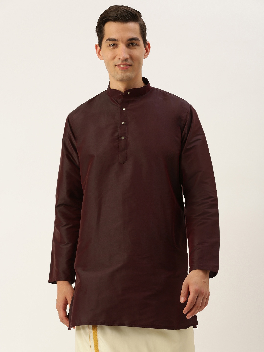 

THANGAMAGAN Men Burgundy Solid Straight Kurta with Link Detail