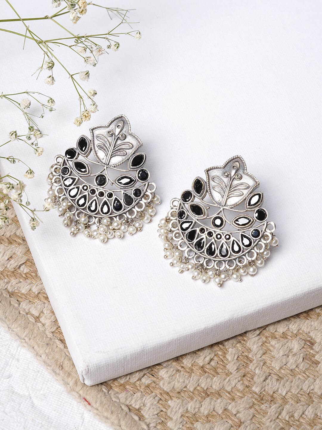 

TEEJH Silver-Toned Contemporary Studs Earrings