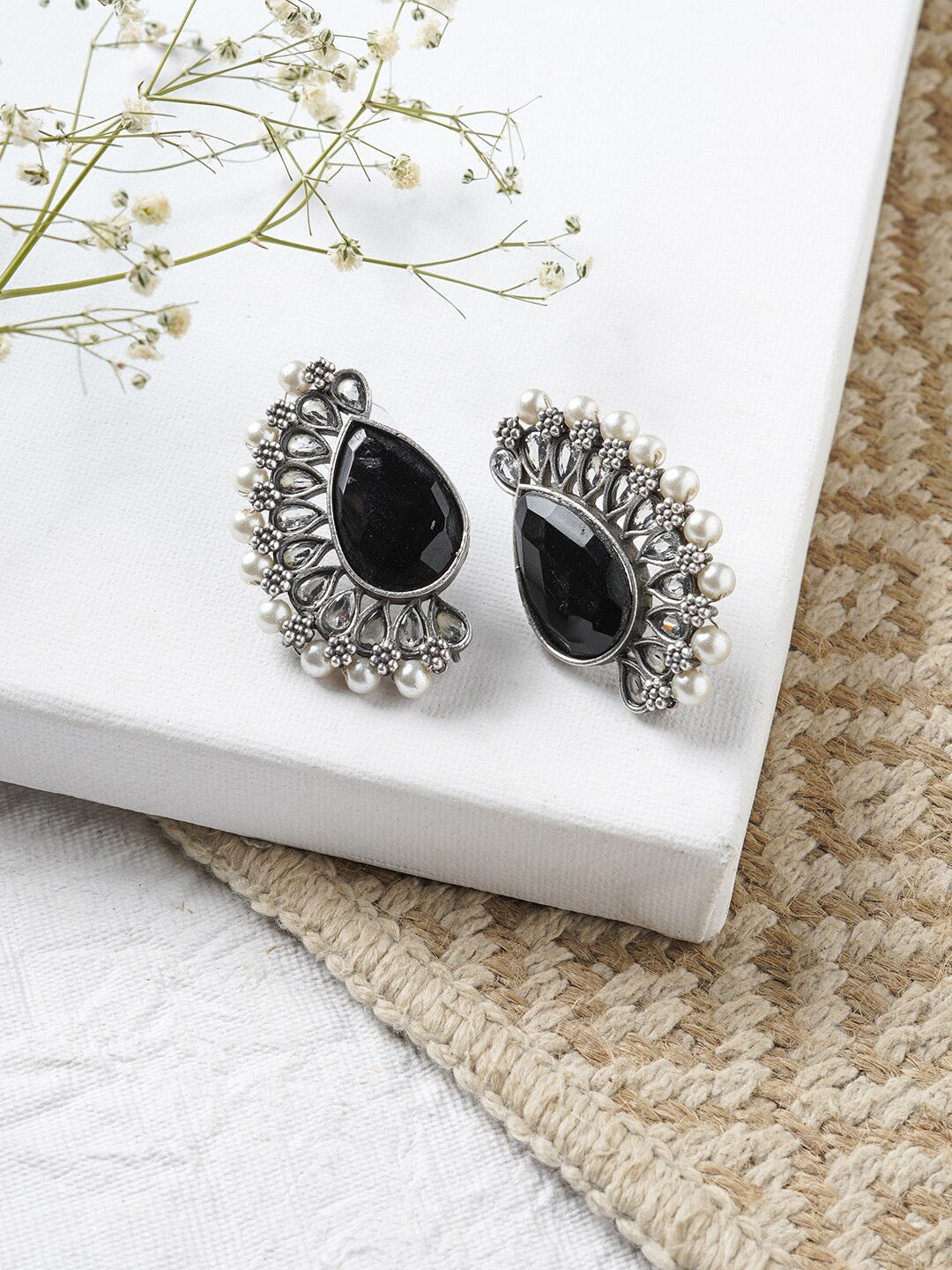 

TEEJH Silver-Toned Contemporary Studs Earrings