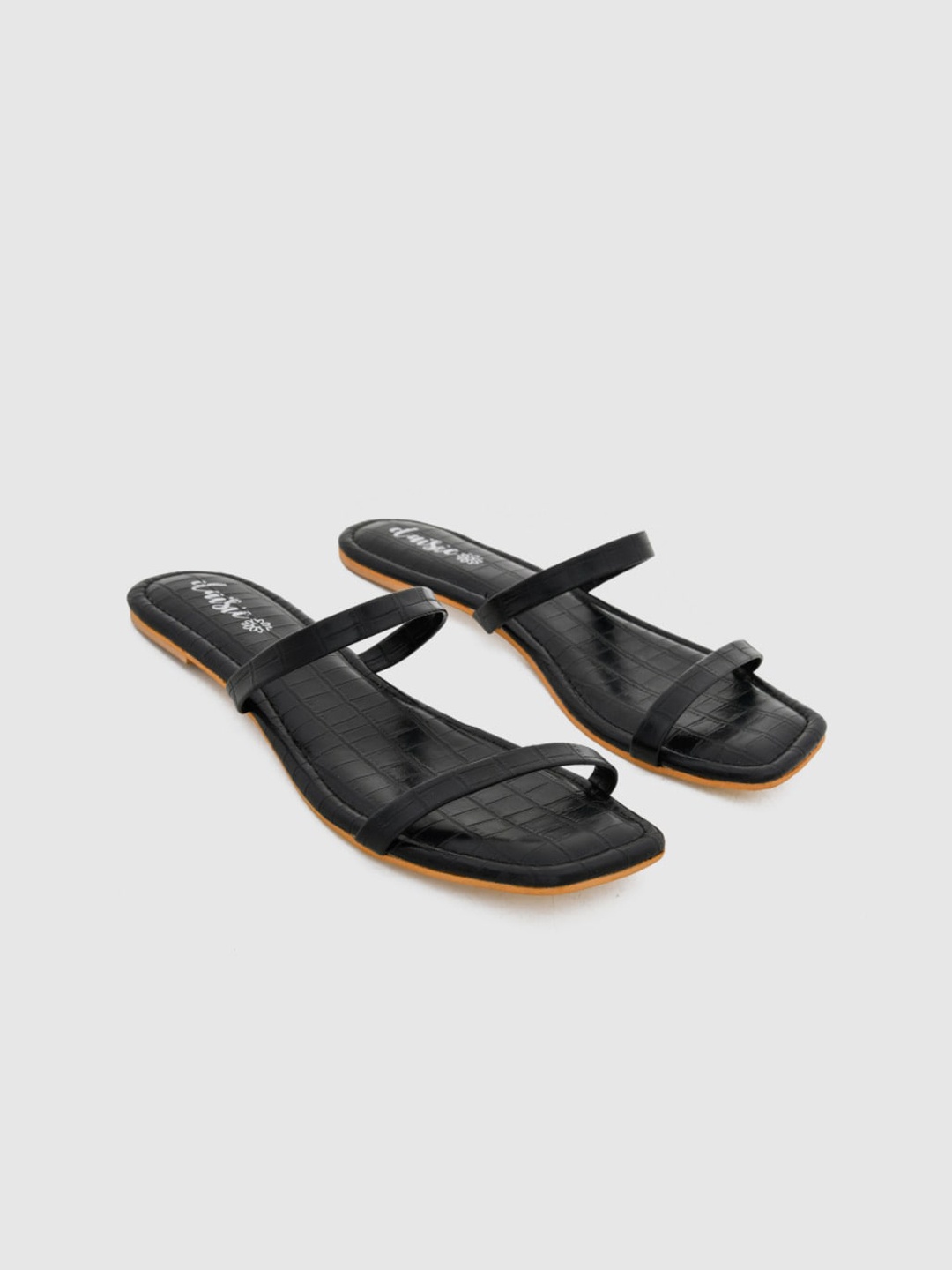 

daisie Women Black Open Toe Flats
