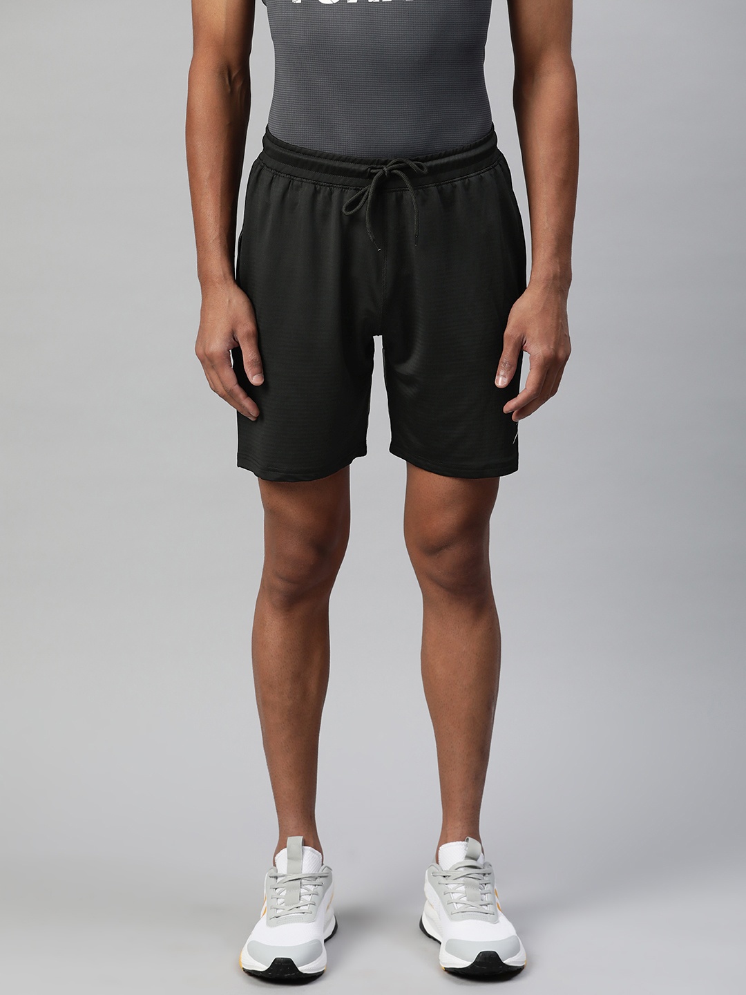 

FUAARK Men Black Colourblocked Slim Fit Training or Gym Sports Shorts