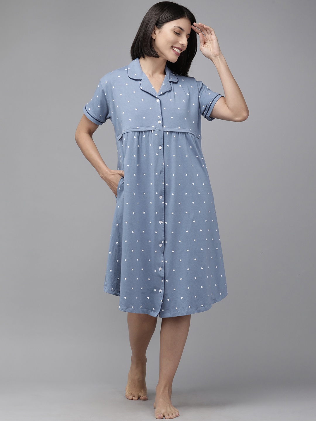 

Zeyo Blue & White Printed Cotton Maternity & Feeding Nightdress