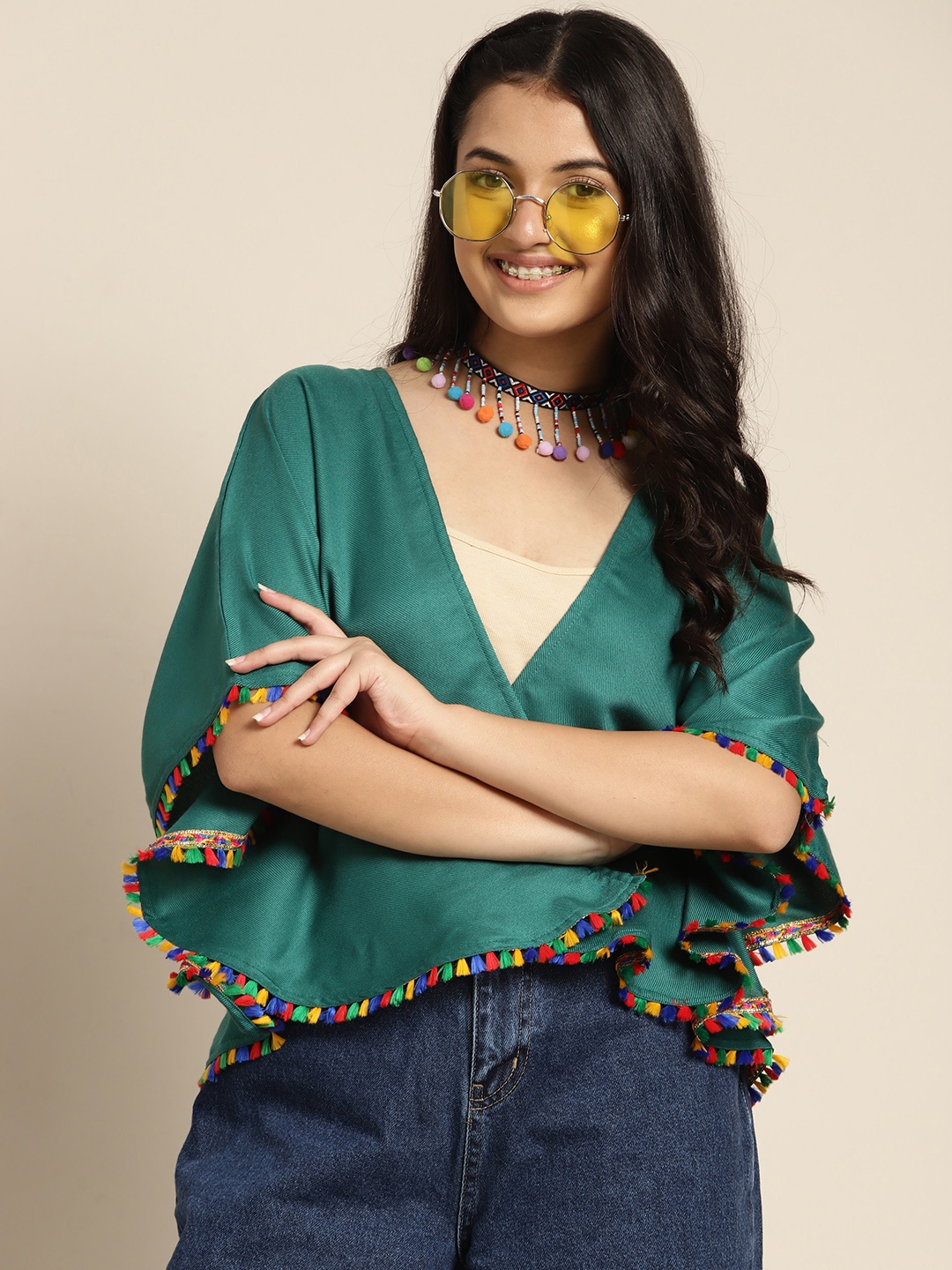 

Sangria Girls Green Solid Tasselled Open Front Shrug