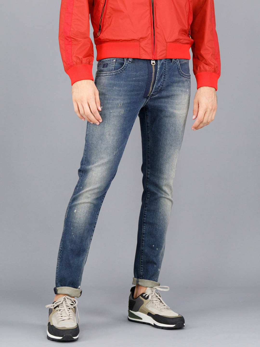 

FREESOUL Men Blue Skinny Fit Low Distress Heavy Fade Jeans