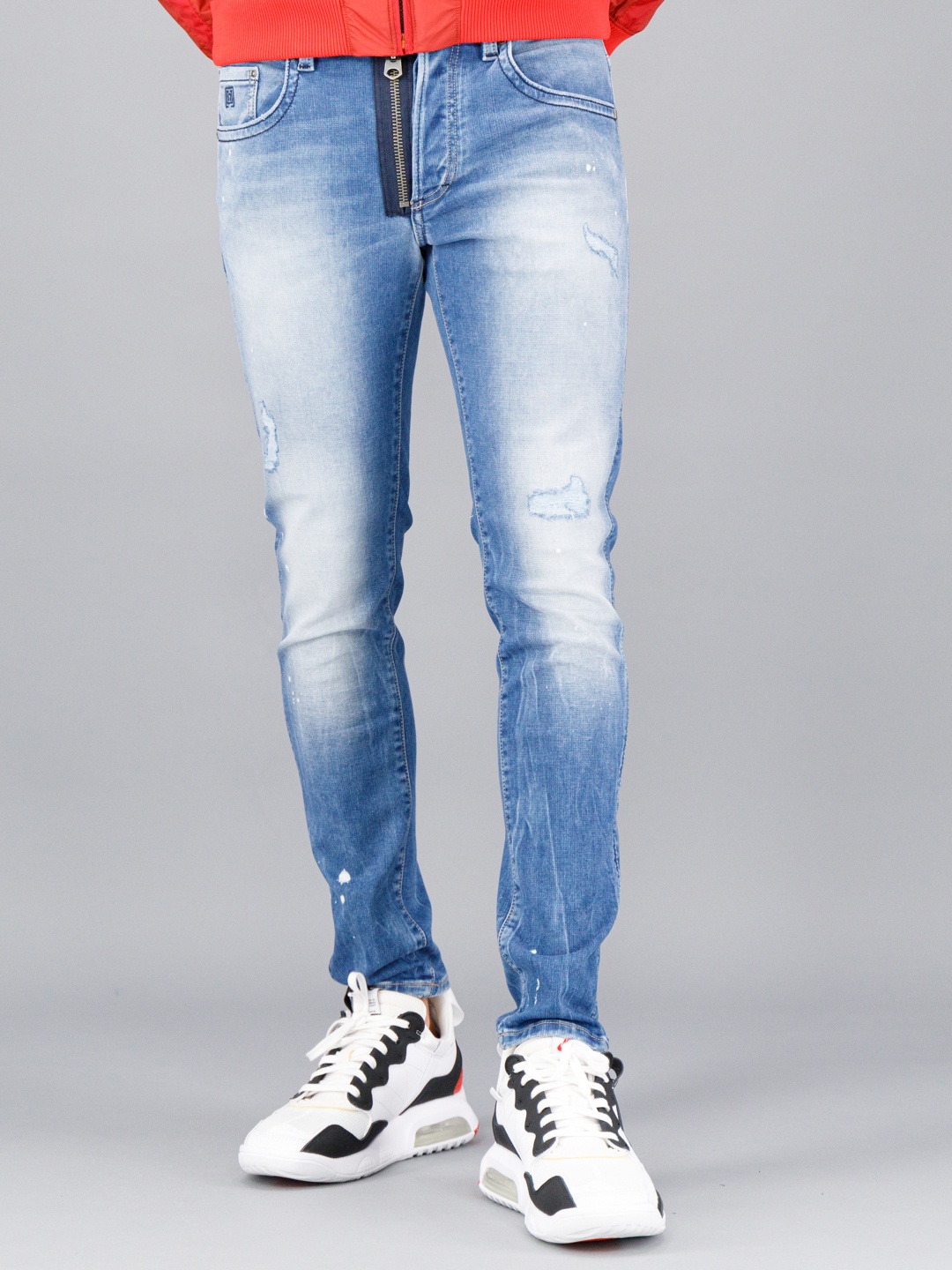 

FREESOUL Men Blue Skinny Fit Mildly Distressed Heavy Fade Jeans