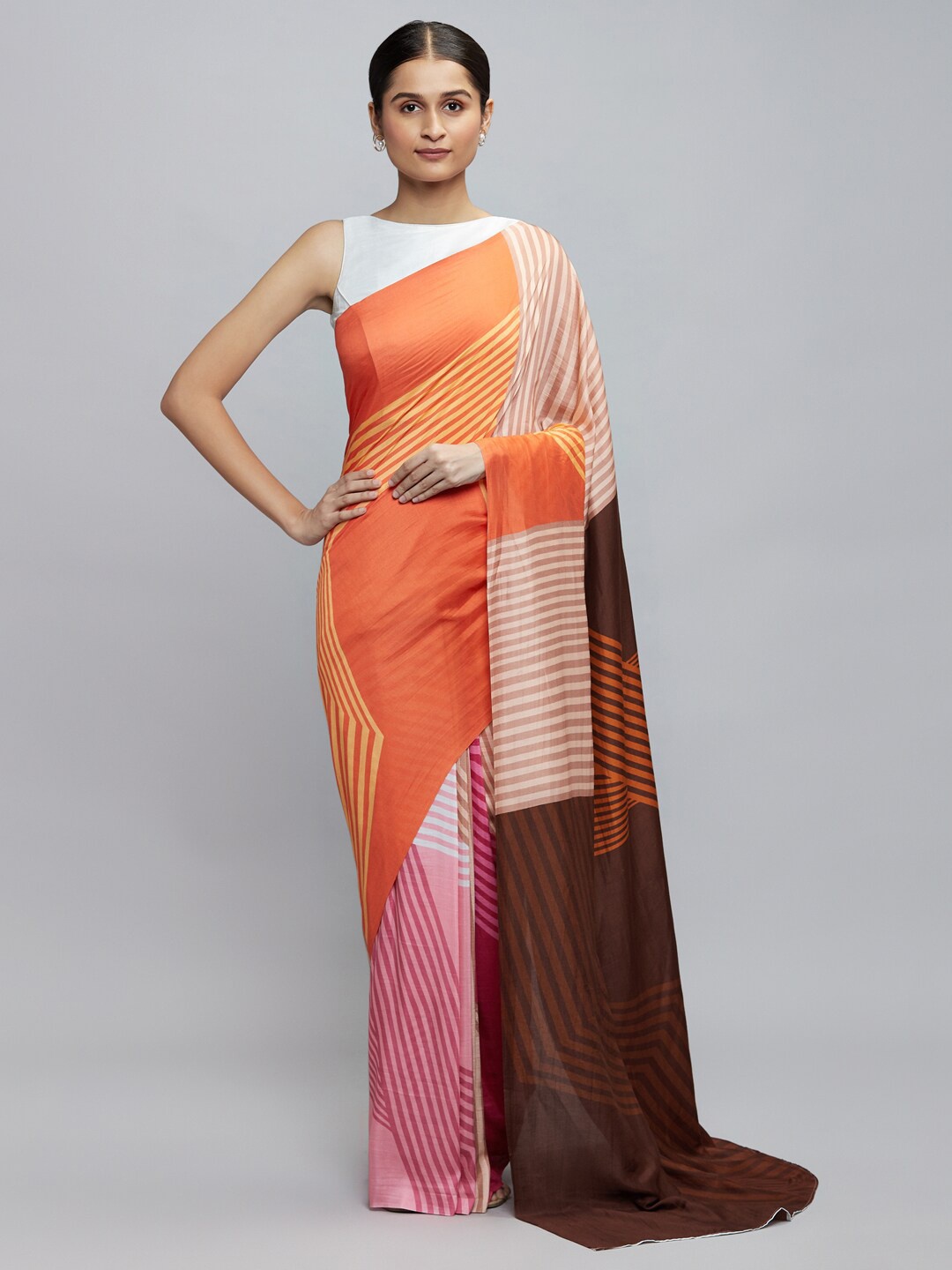 

navyasa by liva Orange & Brown Colourblocked Saree