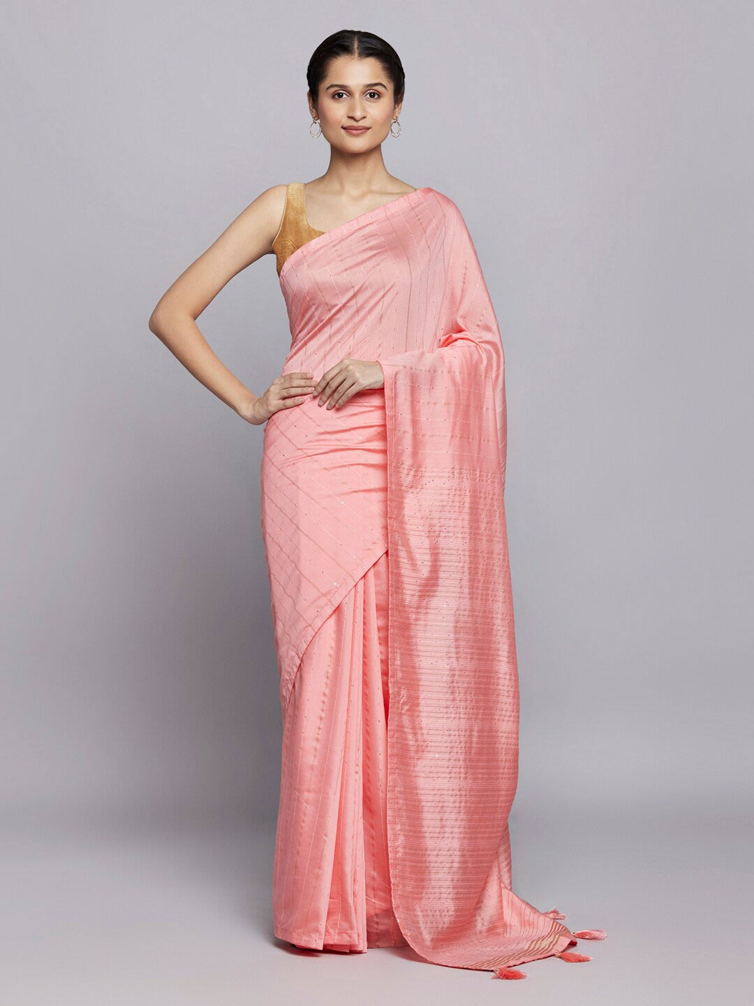 

navyasa by liva Peach-Coloured Sequinned Saree