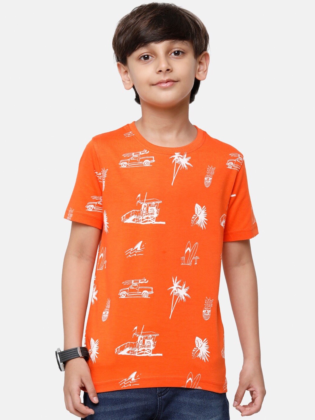 

CP BRO Boys Orange Printed Slim Fit T-shirt