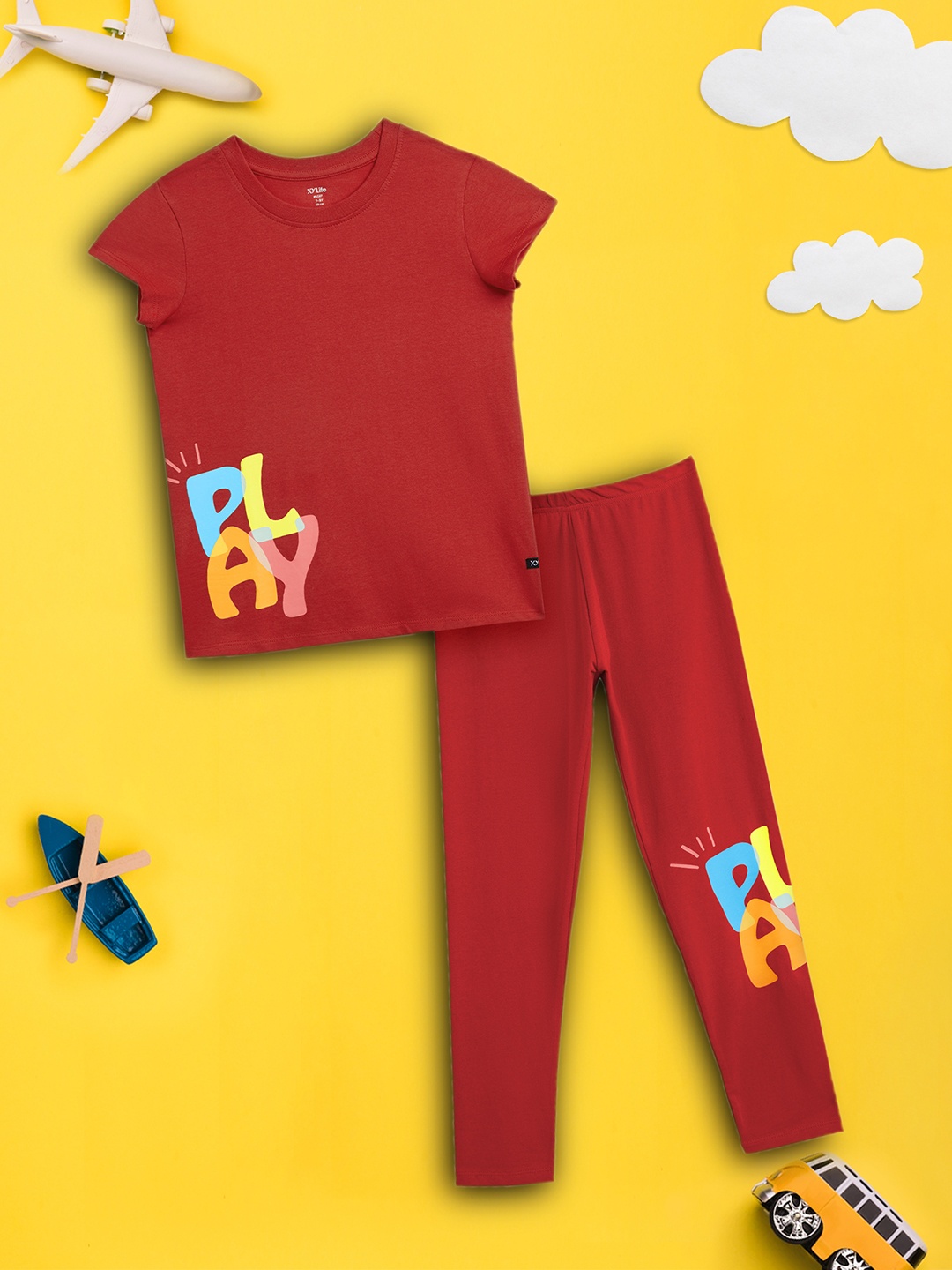 

XY Life Girls Red & Blue Printed T-shirts & Leggings