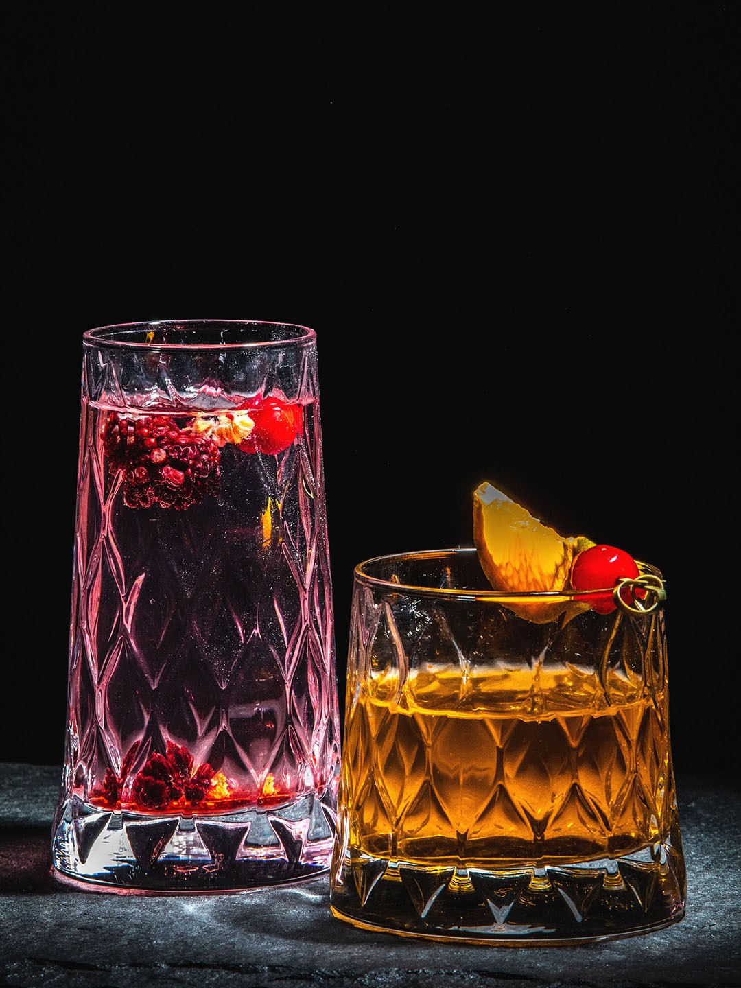 

Pasabahce Set Of 4 Solid Transparent Glass Leafy Tumblers
