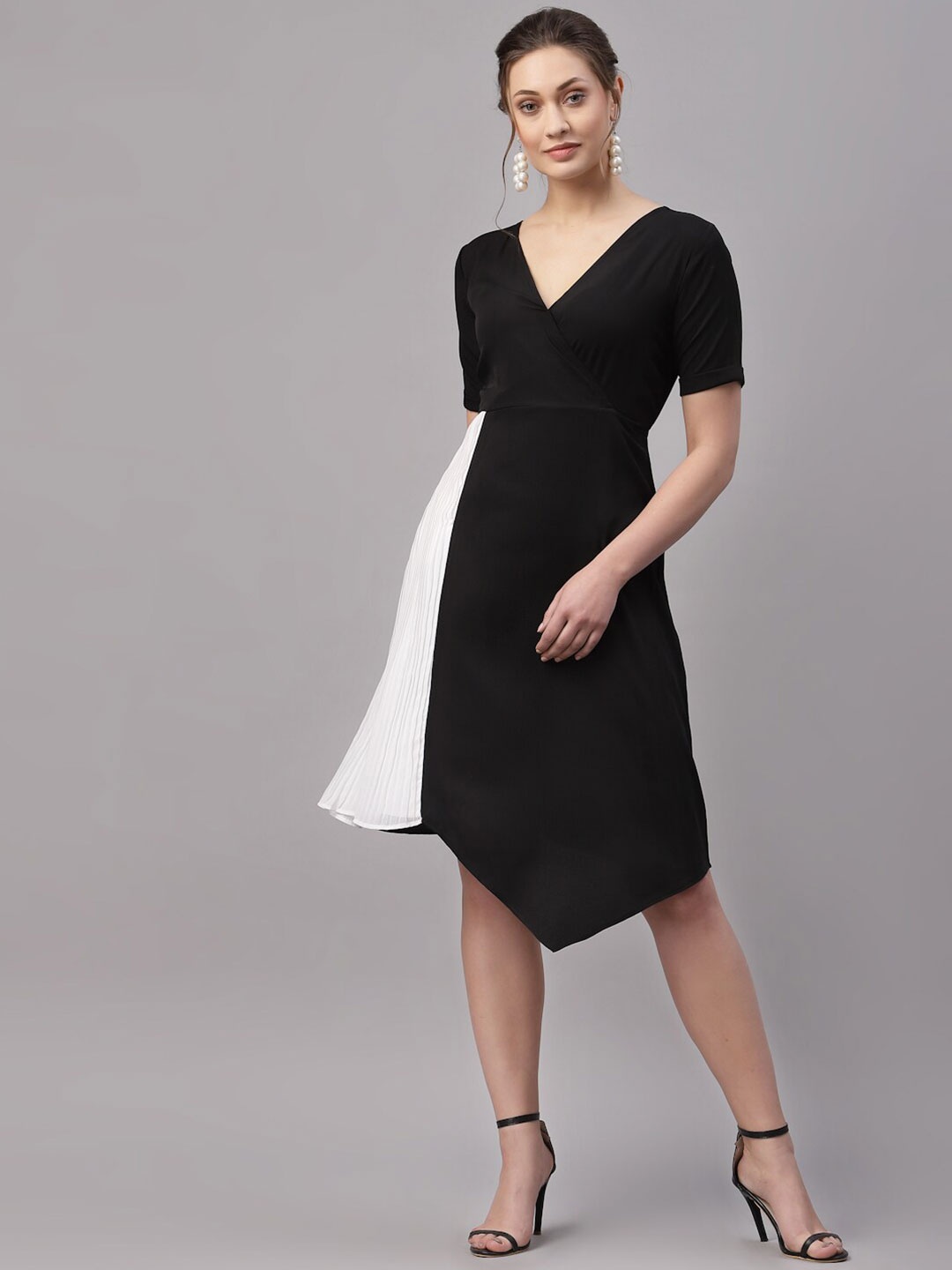 

Selvia Black Crepe Midi Dress