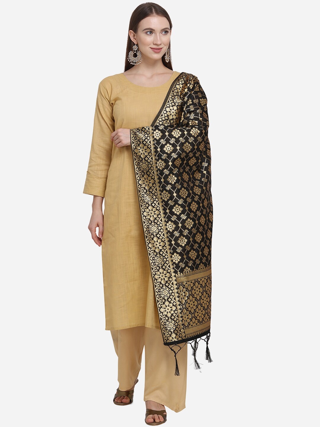 

SHAVYA Black & Gold-Toned Paisley Woven Design Pure Silk Dupatta with Zari
