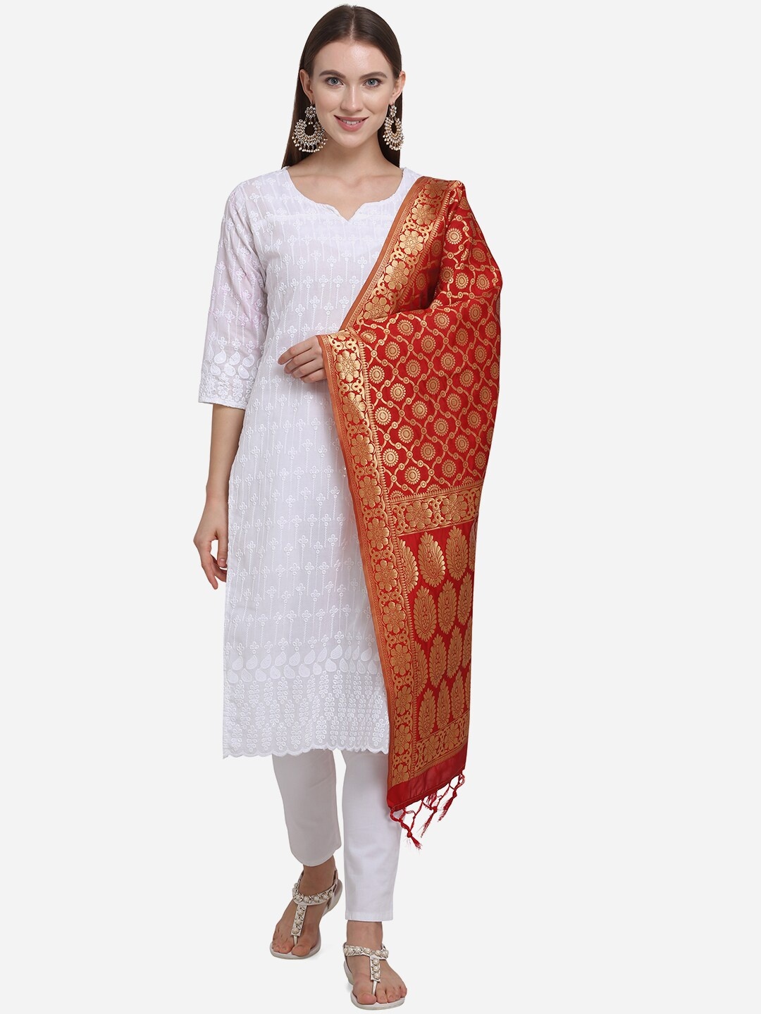

SHAVYA Red & Gold-Toned Paisley Woven Design Pure Silk Dupatta with Zari