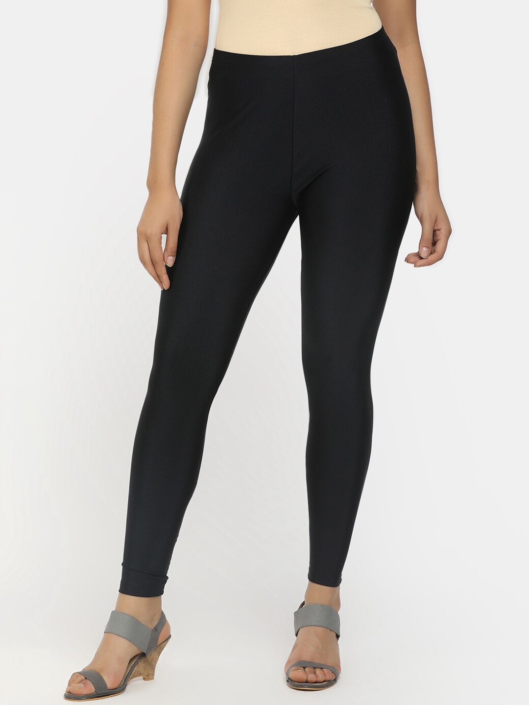 

V-Mart Women Black Solid Cotton Leggings