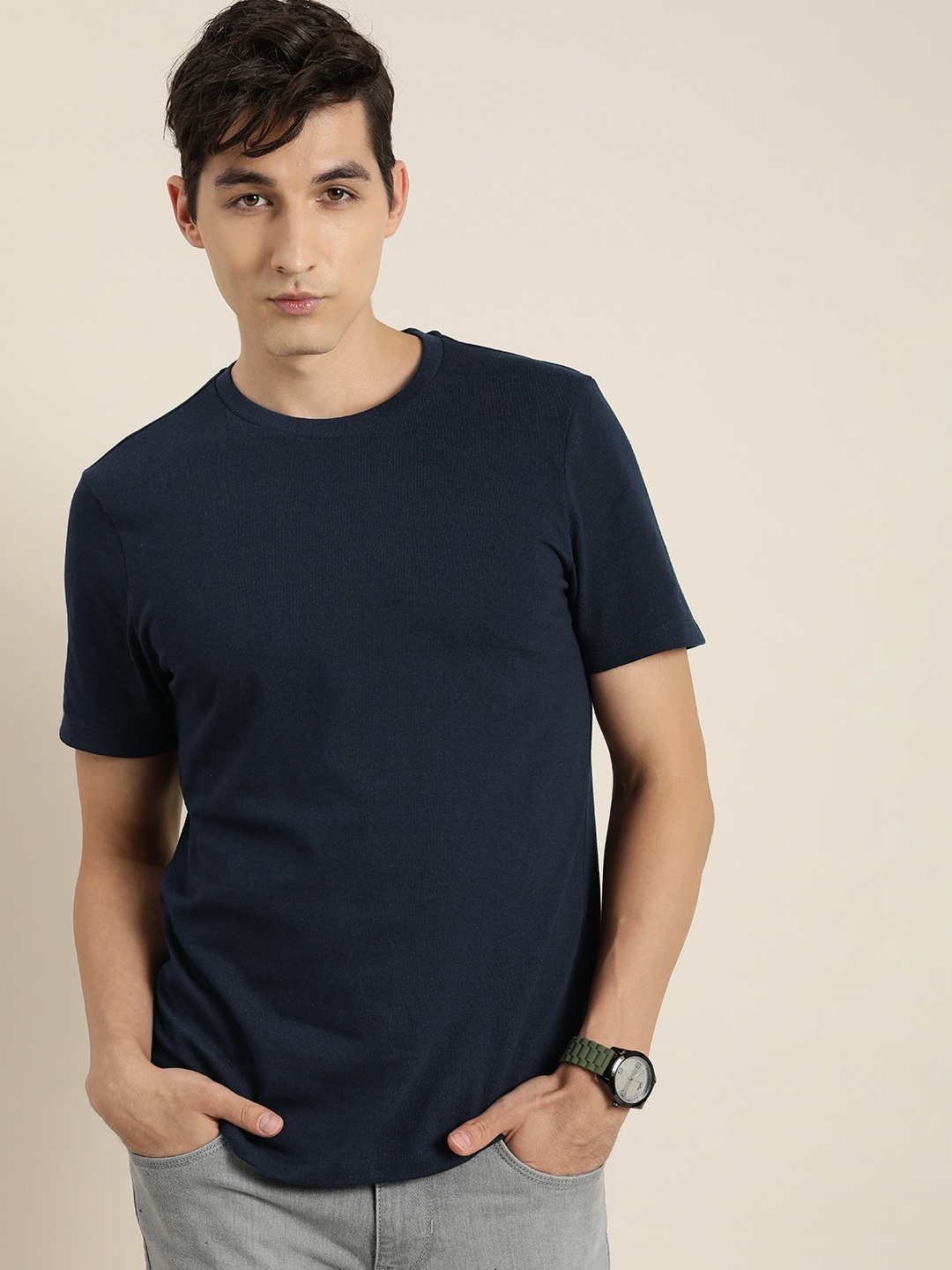 encore by INVICTUS Men Navy Blue Solid T-shirt