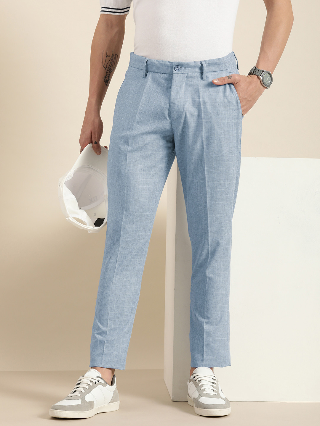 

encore by INVICTUS Men Blue Self Design Regular Trousers